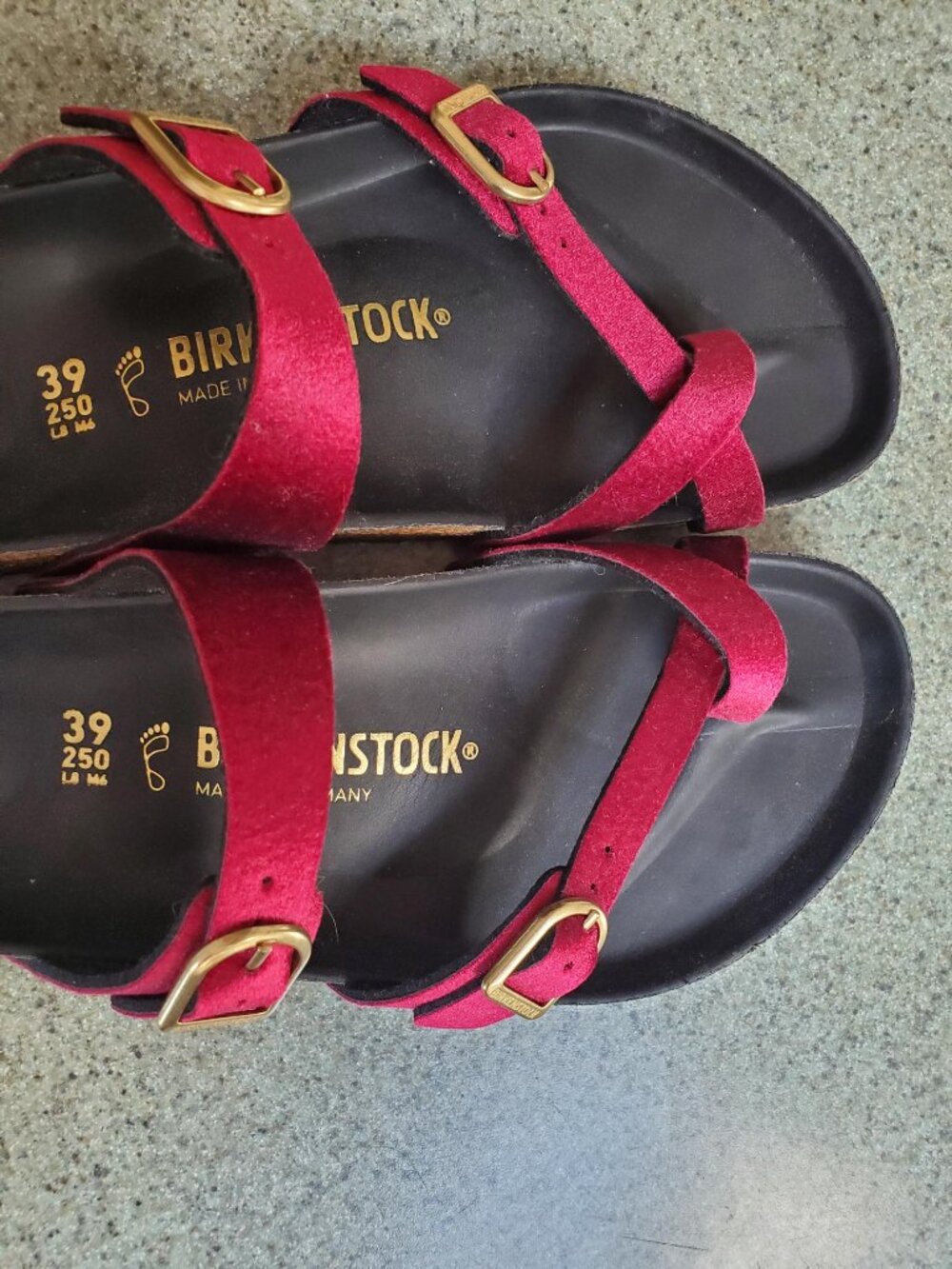 Like New - Birkenstock Women's Mayari Rivet Log Maroon - Size 39 - Picture 3 of 9